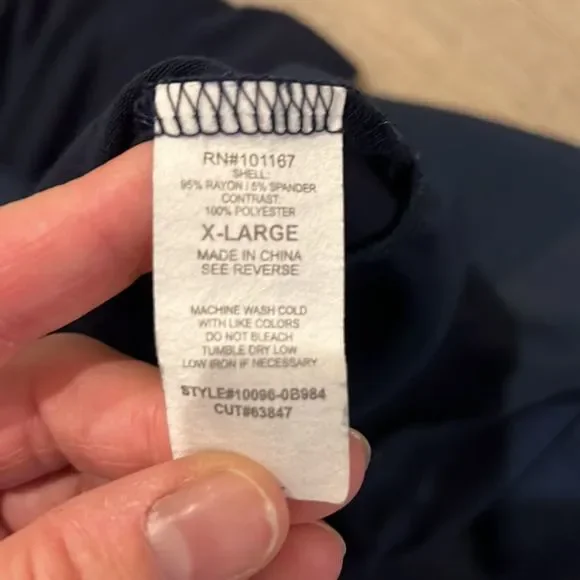 KIM & CAMI Navy Blue Top - Picture 10 of 10